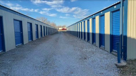 Row of self storage units at Eagle Self Storage in Joplin.