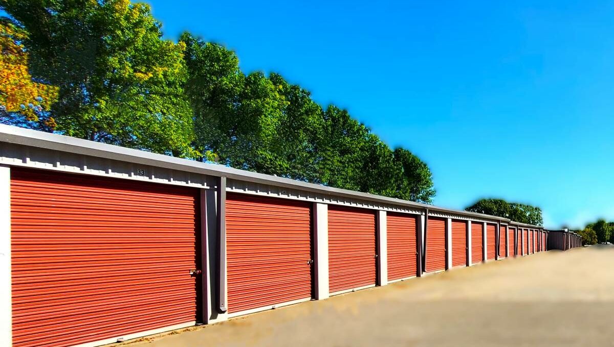 SelfStorage Units in Okoboji, IA Copper Safe Storage