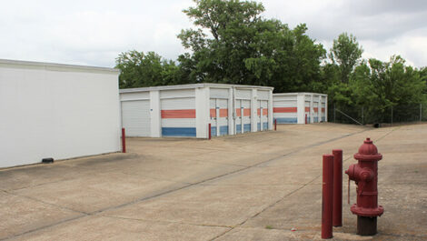 American Mini Storage facility in Jackson.