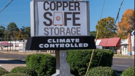Sign for Copper Safe Storage on Crockett Road.