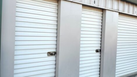 Drive-up units at Copper Safe Storage in Foresite.
