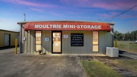 Front office entrance to Moultrie Mini Storage at Moultrie Route 133 Storage in Moultrie.