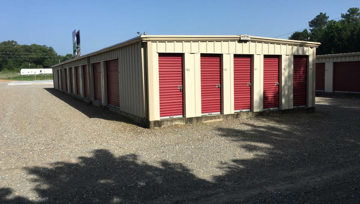SelfStorage Units in Star City, AR 1 First Month Rent