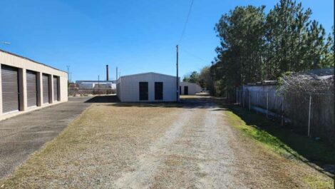 Drive way at Copper Safe Storage in Tifton.