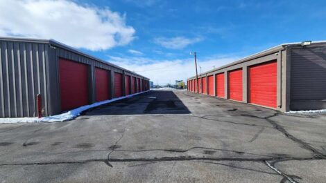 Row of outdoor units at Red Storage in Tooele.