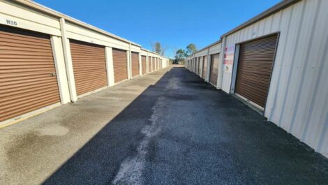 Closed units at Copper Safe Storage in Tifton.