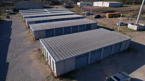 Exterior of the facility of American Premier Storage.