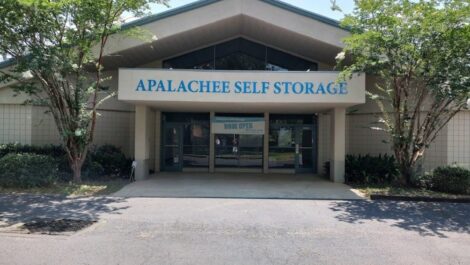 Exterior of Apalache Storage rental office in Tallahassee, FL.