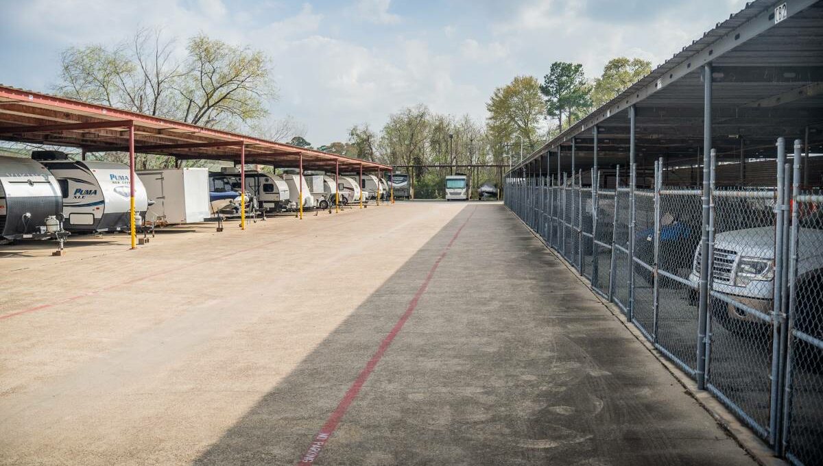 ClimateControlled SelfStorage Units in Kingwood, TX Northpark Storage