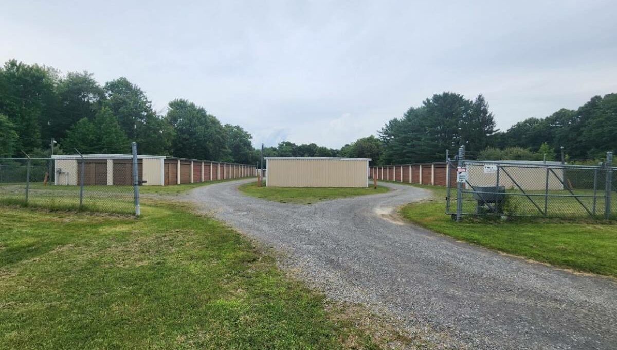 Storage Units in Franklin, PA Cherry Tree Mini Storage
