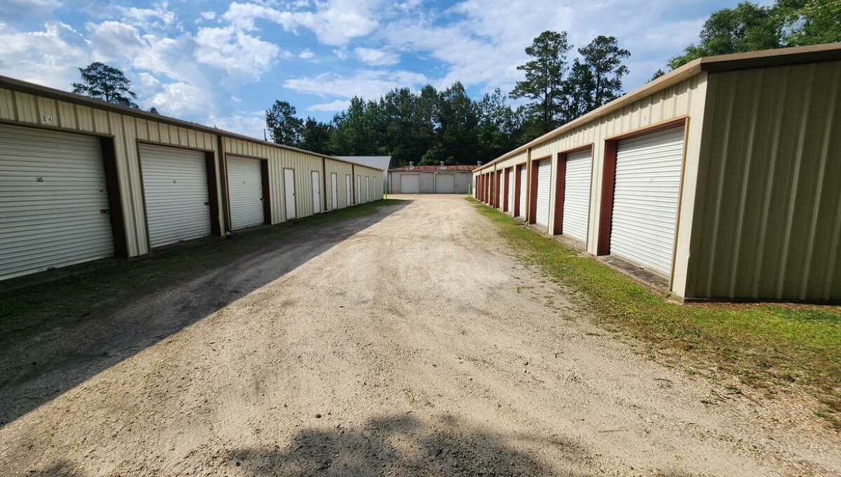 Storage Units & Vehicle Storage in Columbia, MS