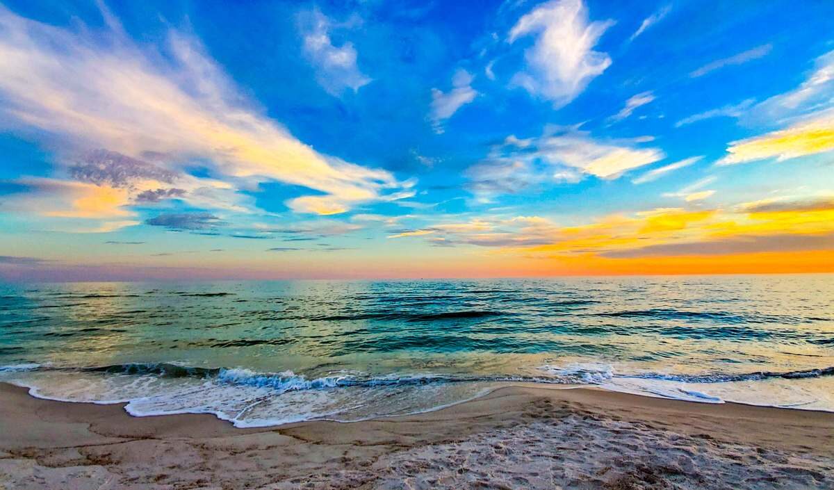 A beautiful sky and ocean at Orange Beach, Alabama.